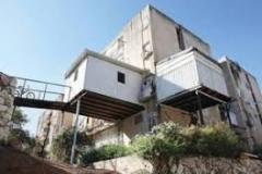 Визнання судом права власності на самочинно збудований об'єкт пов’язане не з правомірним користуванням землею в минулому, а лише з наданн